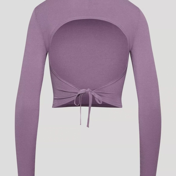 Aritzia ELLIE SWEATER XS - Picture 2 of 4